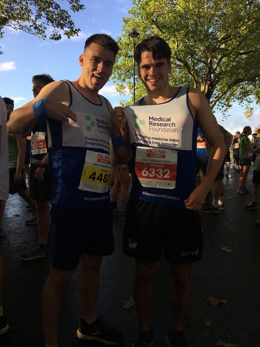 RyanCookAMR's tweet photo. Had a great time running the @RobinHoodHalf yesterday in aid of the @MedResFdn. Clocked in at 1:38:23 and already looking forward to the next one! #ResearchRacers https://t.co/di1uDSvAN1