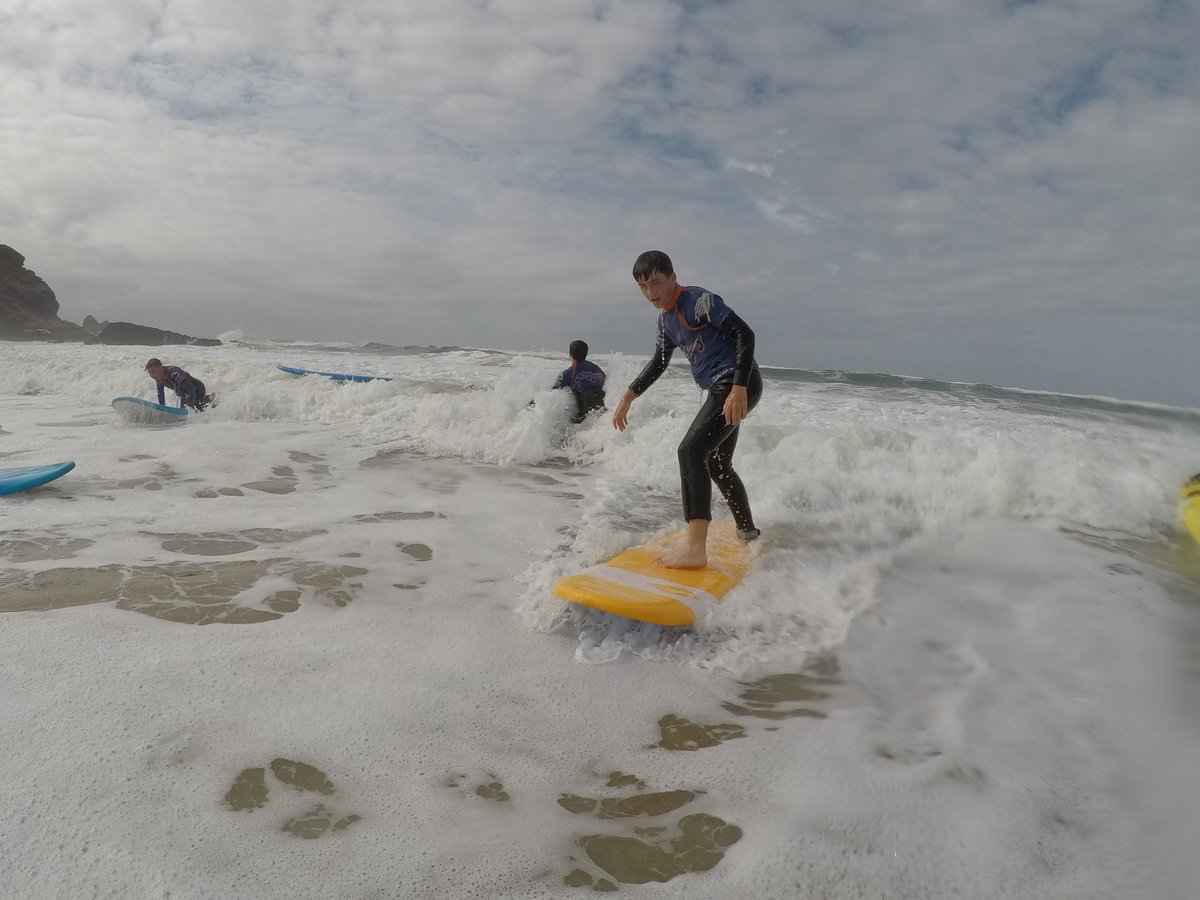 KESWsport's tweet photo. 'Kings of the Beach' @KingsurfNewquay and #KESWY10 #KESWY11 #KESWsixthform learning to surf  #mawganporthbeach. Fabulous  exeat weekend learning true meaning of resilience on the white waves of Mawgan Port beach. Good British weather and beautiful scenery   #KESWinspiringaction https://t.co/PB8NhwIGwH