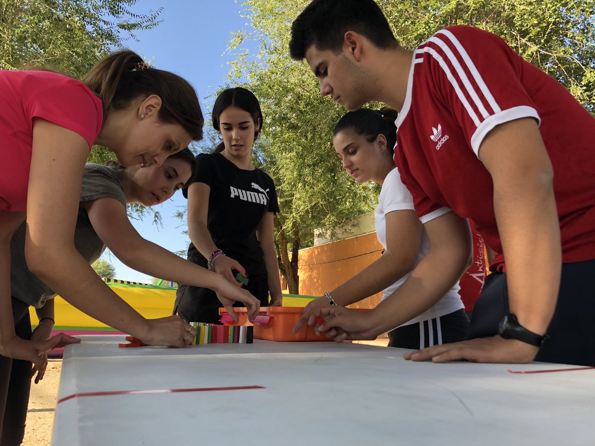 ppenalvera's tweet photo. Reto 3 de la primera tanda. #efectodominó
Pasamos de lo físico a lo intelectual y creatividad.
Condiciones: Salida - Caracol - 3 columnas - bifurcación 🙃😎 https://t.co/oKF5zFKX8n