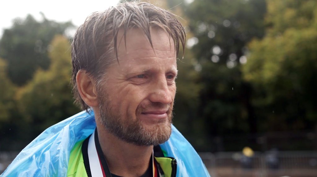 runningnl2's tweet image. Prins Pieter-Christiaan na zijn 20e marathon: 'nog nooit zo afgezien': running.nl/prins-pieter-c…