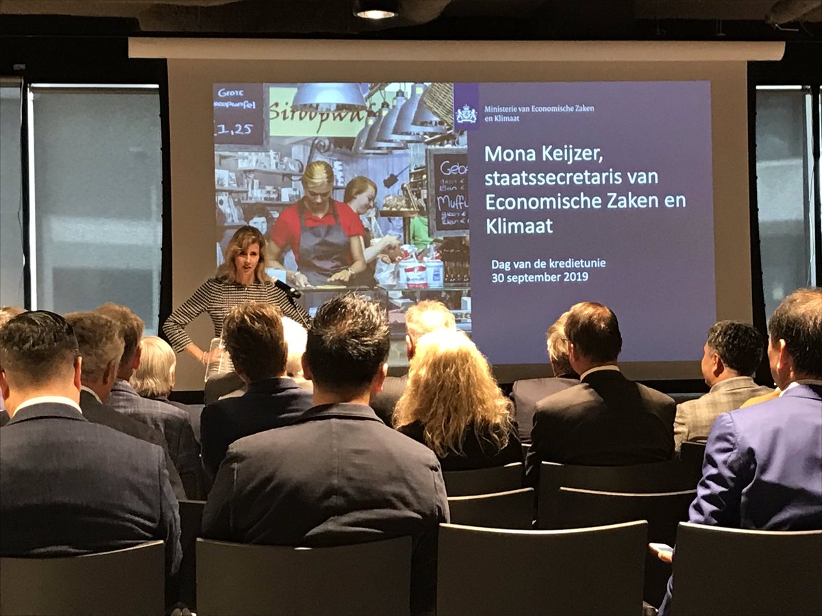 #staatssecretaris <a href="/MonaKeijzer/">Mona Keijzer</a> staat #kredietunies te woord. Wie van u heeft geld ontvangen? Niet in de zaal maar aan het werk