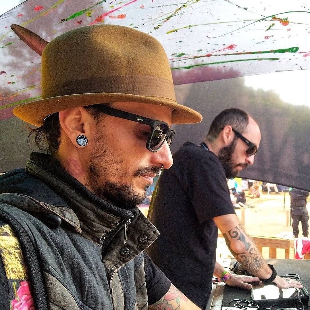 digital_om's tweet photo. DJ Jepher &amp; Mental Control in the hood 🇧🇷 dropping beats as usual 💥

#mentalcontrolmusic #jepher #jepherdj #digitalom #dance #dancefloor #psytrance #music #brasil #trancefamily #psyfamily #psytribe #groovetribe #culturatrance #psicodelico #psyfamily #psygram #psyfeature https://t.co/14cwmXJiQC
