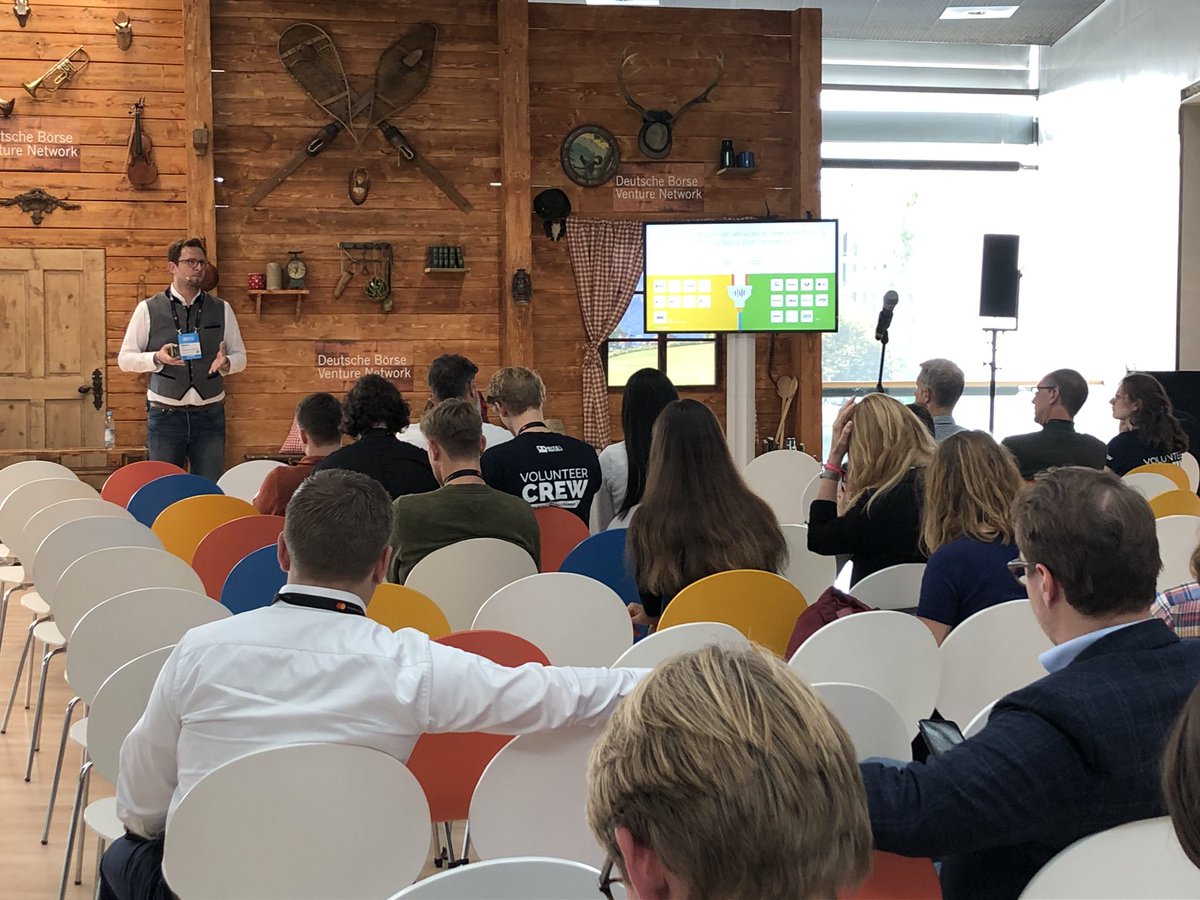 shipcloud's tweet photo. shipcloud pitcht jetzt auf der Spotlight Stage auf der @bitsandpretzels! https://t.co/3jX5OrKsc8