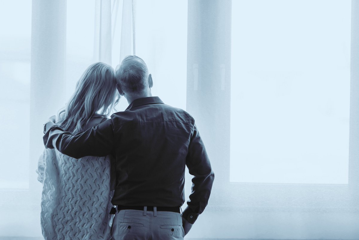 5-year survival rate of patients is 90% if #colorectalcancer is detected only locally, it is 71% if it is confined regionally, and 14% if it has metastasized to distant organs. #EarlyDetectionSavesLives #CheckYourColon hubs.ly/H0kT33S0