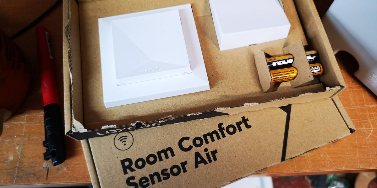 3eelec's tweet image. Another @LoxoneUK #MiniServer boxed &amp;amp; wired ready for install. Coupled with 6  sensors it will run the 6 zone underfloor heating system.
#3eSmartHomes #3eSmartControl #northwalestweets