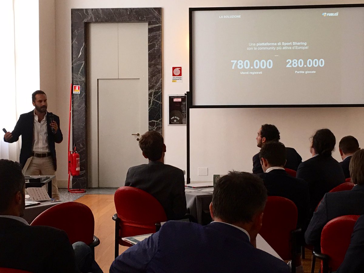 PCM_Expo2015's tweet photo. ⚽Live da #PalazzoGiureconsulti per #Sport40
Giuseppe De Giorgi di Fubles_Com racconta l’evoluzione della loro storia diventata oramai una #casehistory. 
#milanocalciocity #micc19 https://t.co/QAthaY9nfz