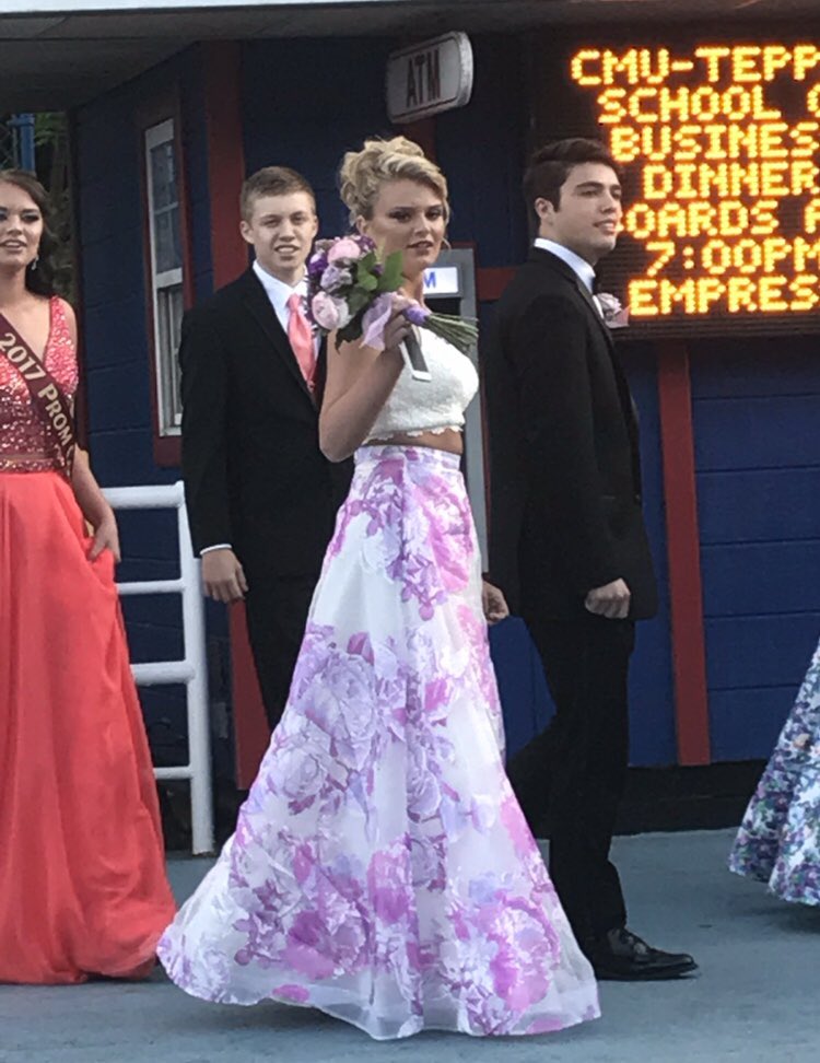 edrosensteel's tweet image. Moe Monday! Sunday October 6th will be Moe’s 19th Birthday. Purple was one of her favorite colors, so don your purple and share your purple pic this Sunday. #Moe86