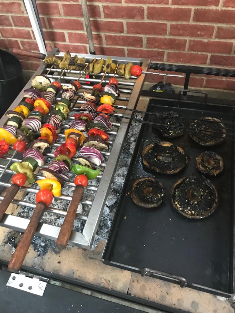 ParrillasUK's tweet photo. esterday's Event in Essex, a fish meat feast for a special birthday celebration 🔥🔥 #asado #parrilla #outdoorcooking #bbqevents #asadoevents #cateringevents #corporatecatering #cookingwithfire #instafood #foodstagram #Foodie #meatfeast #fish #grill #bbq #essex #MondayMotivation https://t.co/KzclaWBqHy