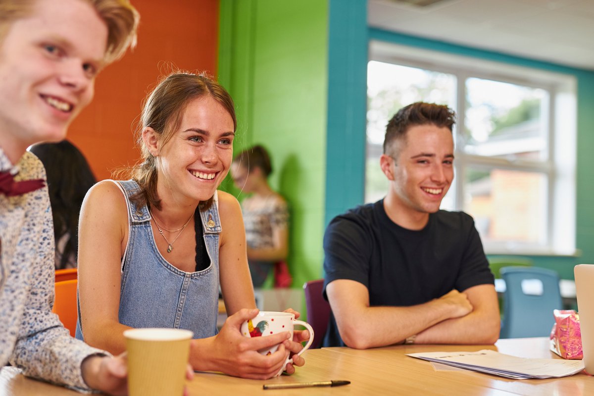 SWGSSixthForm's tweet image. From September 2020, South Wilts will be welcoming male and female students directly to the Sixth Form. We really look forward to meeting you at our open events: Friday 18 October at 1pm; Thursday 7 November from 5 to 8pm; Thursday 21 November at 9am; Friday 10 January at 1pm.