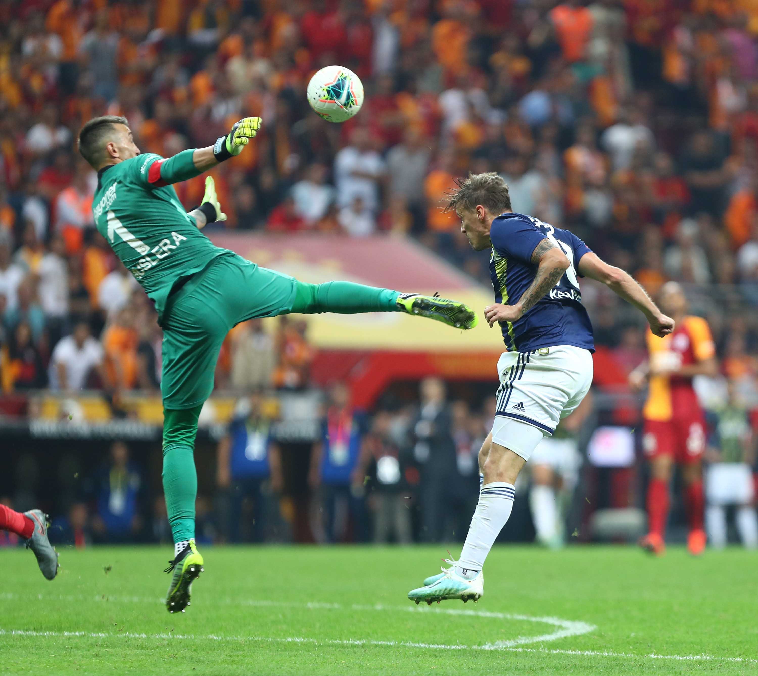 EFtKfriXYAEw_vw?format=jpg&name=4096x409