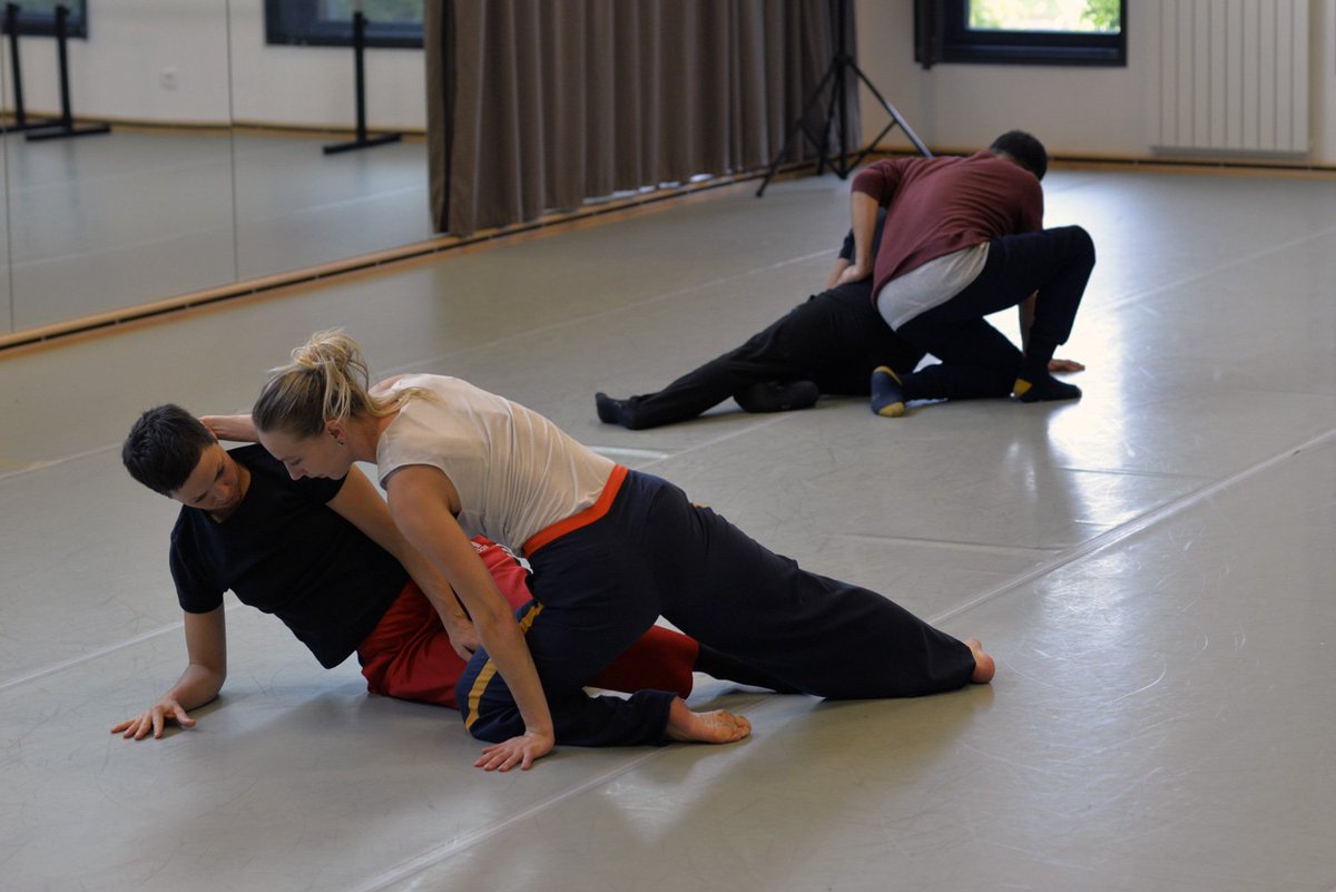 Mayenne Culture (@mayenneculture) on Twitter photo Ce week-end a eu lieu la formation "composition et écriture du mouvement" avec Aurélien Richard (compagnie Liminal).
Point de départ de la création Tempo, avec l'Ensemble instrumental de la Mayenne dirigé par <a href="/LevyThiebaut/">Levy-Thiébaut Mélanie</a>, accueillie par @letheatre_laval en mars prochain. Ce week-end a eu lieu la formation "composition et écriture du mouvement" avec Aurélien Richard (compagnie Liminal).
Point de départ de la création Tempo, avec l'Ensemble instrumental de la Mayenne dirigé par <a href="/LevyThiebaut/">Levy-Thiébaut Mélanie</a>, accueillie par @letheatre_laval en mars prochain.