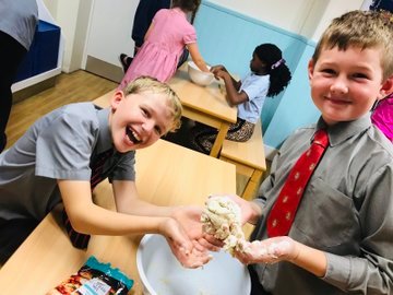 It's our Open Morning this Thurs (3rd Oct) at 10am. Come &amp; meet the pupils, chat to the staff, &amp; tour the school. Email marketing@prebendalschool.org.uk to book your place. <a href="/Discover_Chi/">Visit Chichester</a>