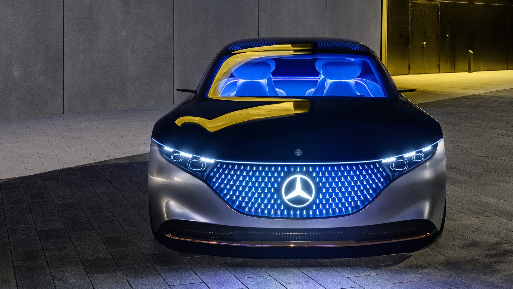Мерседес Vision EQS 2021