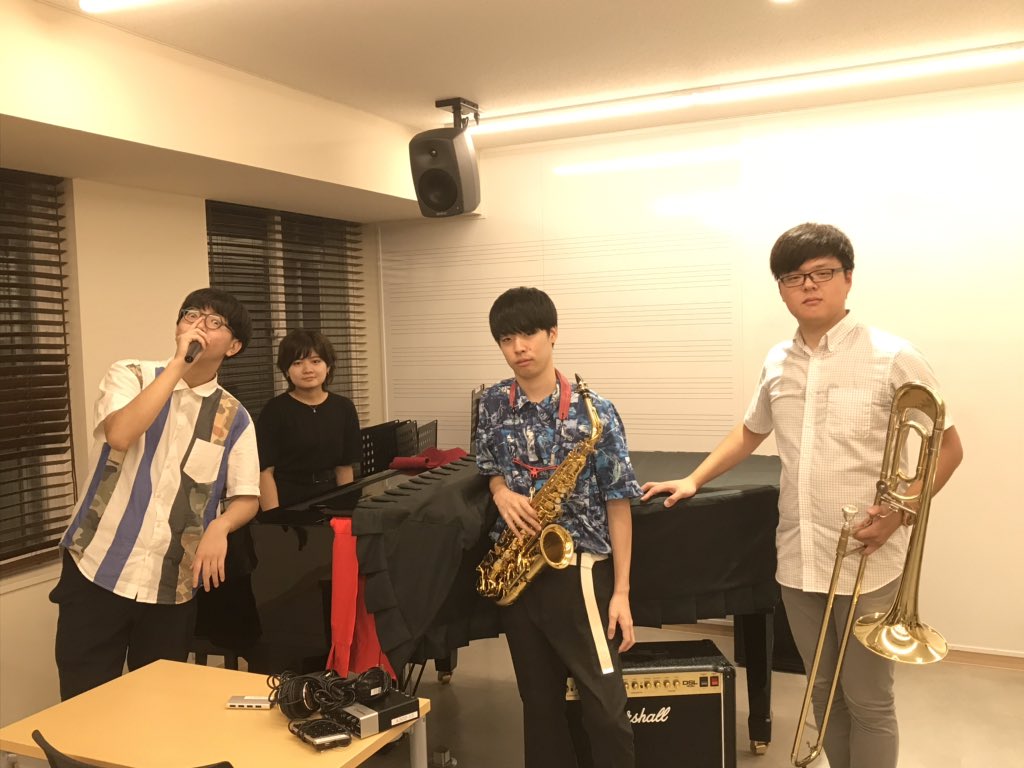 jzaLt525_525's tweet photo. Coming soon …
#ReJam
@SO_SO_LOOPER
@e1111karin
@Barytrombone https://t.co/8TjGpORoqL