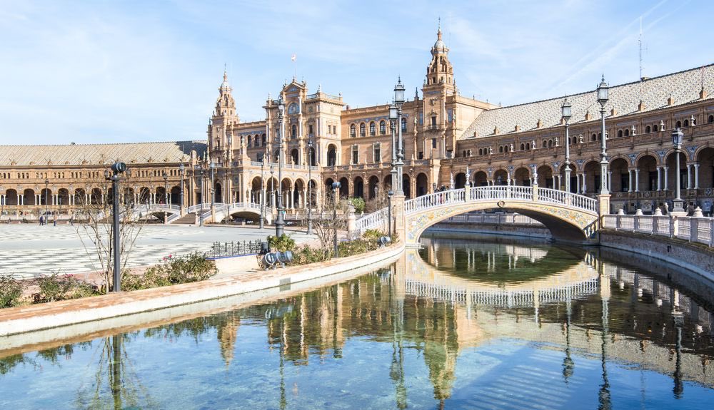 EspZurich's tweet photo. 🇪🇸 The 🔝 countries for travel and tourism in 2019 🏖🚝🥘 @wef
#Beaches #Culture #ContemporaryArt #MedievalFestivals #GoodCommunications
https://t.co/bWO4eCVxrA https://t.co/22gctPbfuC