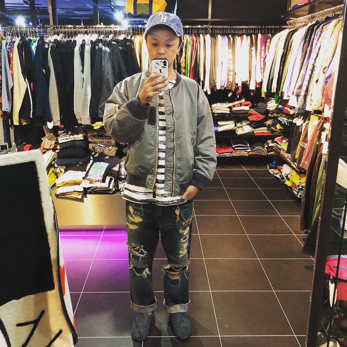 HEADGOONIE's tweet photo. https://t.co/wA8IcwUAkF
#headgoonie #headgoonie2019aw #sashiko #bordert #boro #damagedenim #ma1 #n2b https://t.co/s4wGEu0DZL