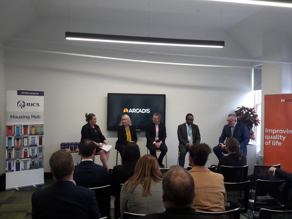 RICSUKPress's tweet photo. Our Tamara Hooper is talking @ArcadisUK event: The Place to Be. Her thoughts on placemaking: ‘We need to stop the one track mind of meeting housing targets and building homes for people to live in and start building communities and homes for people to live’.#ricshousinghub https://t.co/Xatq2JqZp3