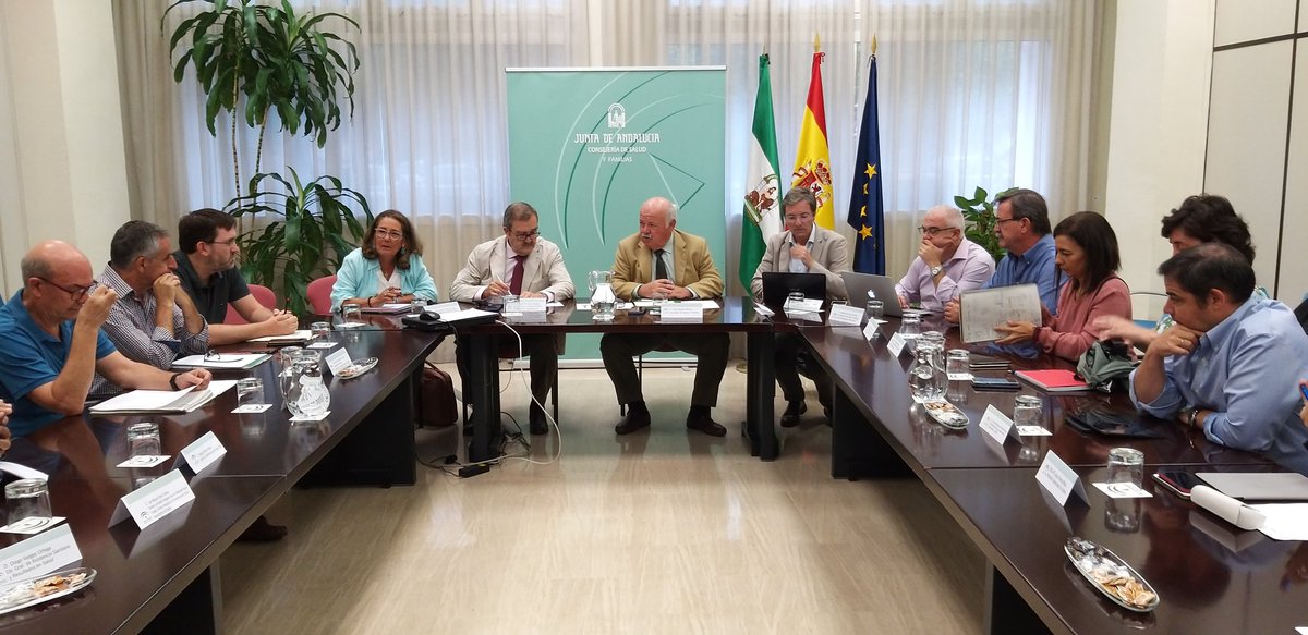 jesusraguirre's tweet photo. 👉👉En el gabinete técnico de listeriosis que hemos celebrado hoy en @saludand hemos confirmado que el brote se encuentra en clara recesión. #StopListeriosis https://t.co/alSOLvLo1S