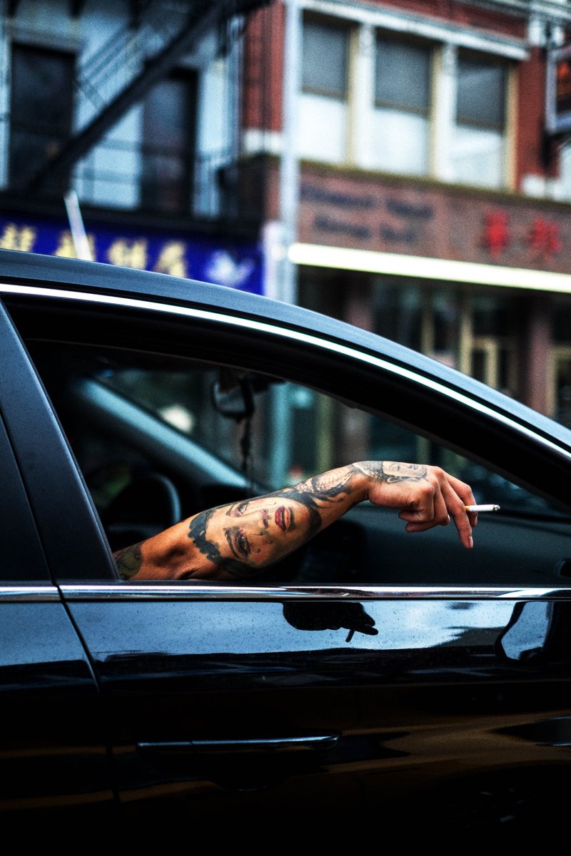 bagno's tweet photo. Hi everyone. Here are a couple of images from my forthcoming book. (I'd call it my "first book" but that seems to connote that there will be a second book. Ha.)

New York City Anonymous
Street Photography/2008-2018

It is available here: https://t.co/G2xvZ1Es1u https://t.co/RXxdZLWYbf