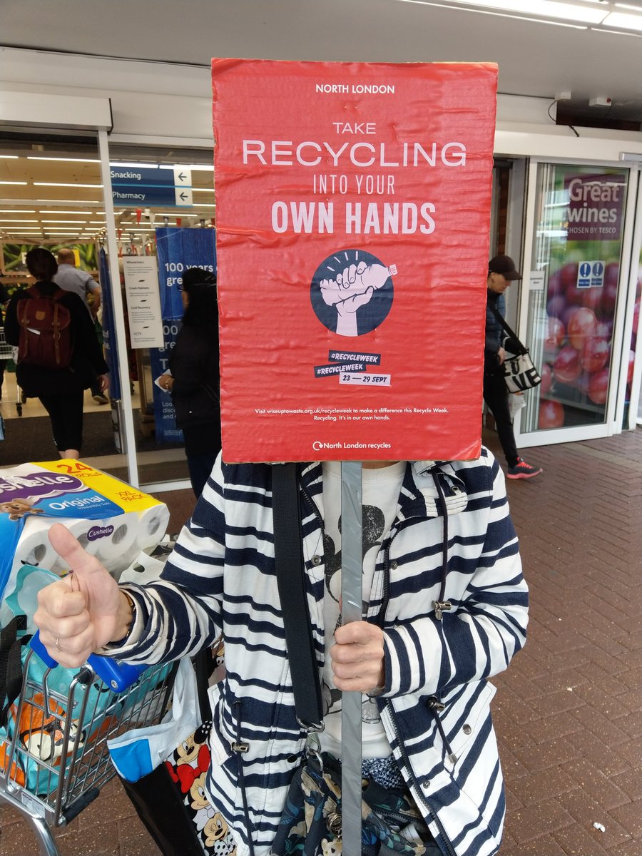 Pops_Mum's tweet image. @WiseUpToWaste Get free goodies and info from @Tesco Baker&apos;s Arms and #recycle for #RecycleWeek2019