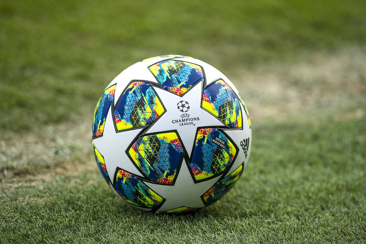 🎟 SORTEO 🎟

👉🏽 Ven al #VCFAjax del miércoles en Mestalla 🏟

Gana 2 entradas y disfruta de la <a href="/ChampionsLeague/">UEFA Champions League</a> 🦇

⚠ Requisitos:

1⃣ Seguir al <a href="/valenciacf/">Valencia CF</a> 
2⃣ Seguir al <a href="/valenciacf_en/">Valencia CF</a>
3⃣ Seguir al <a href="/valenciacf_vale/">Valencia CF</a> 
4⃣ RT 🔂

⏰ ¡Hasta mañana a las 14:30 h!

#SomDeChampions 💫