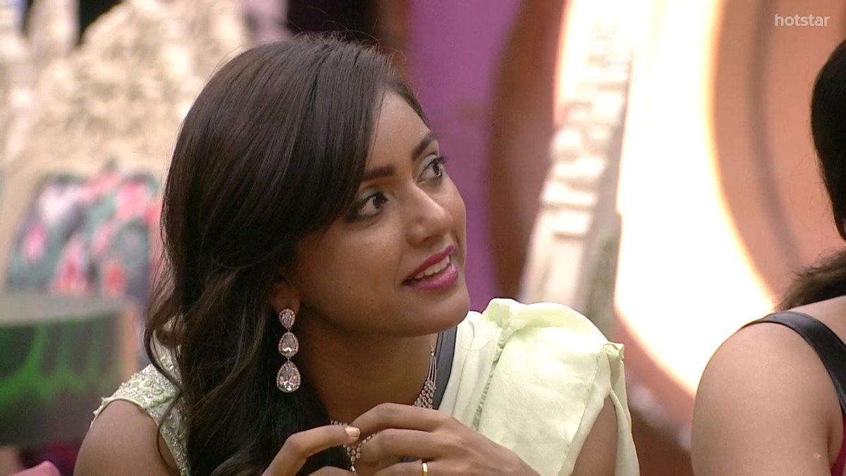 Vithika Sheru tweet media
