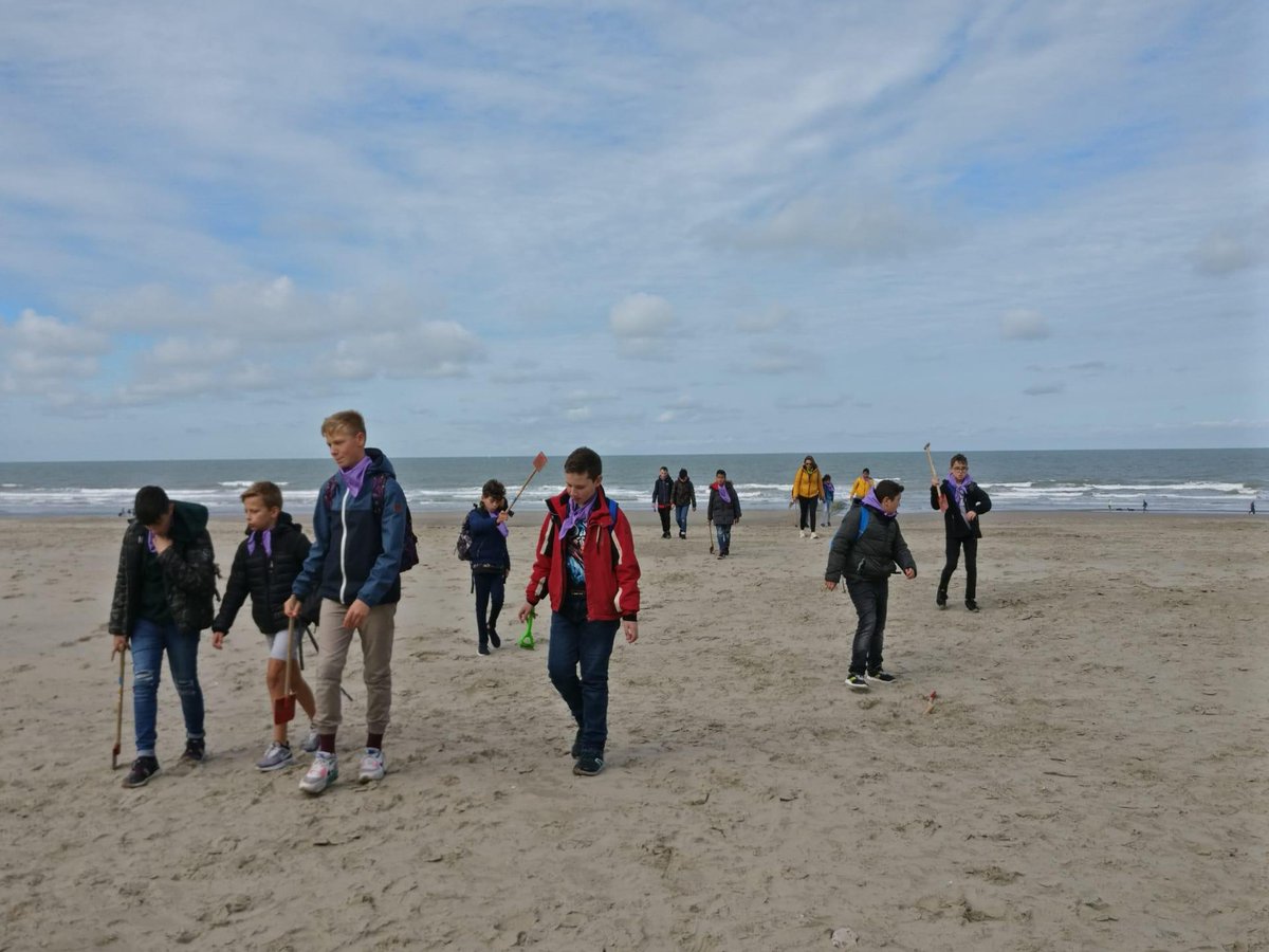 De eerste groep leerlingen van het 1ste jaar is reeds aangekomen in Nieuwpoort. Woensdag vertrekt de tweede groep op zeeklassen.