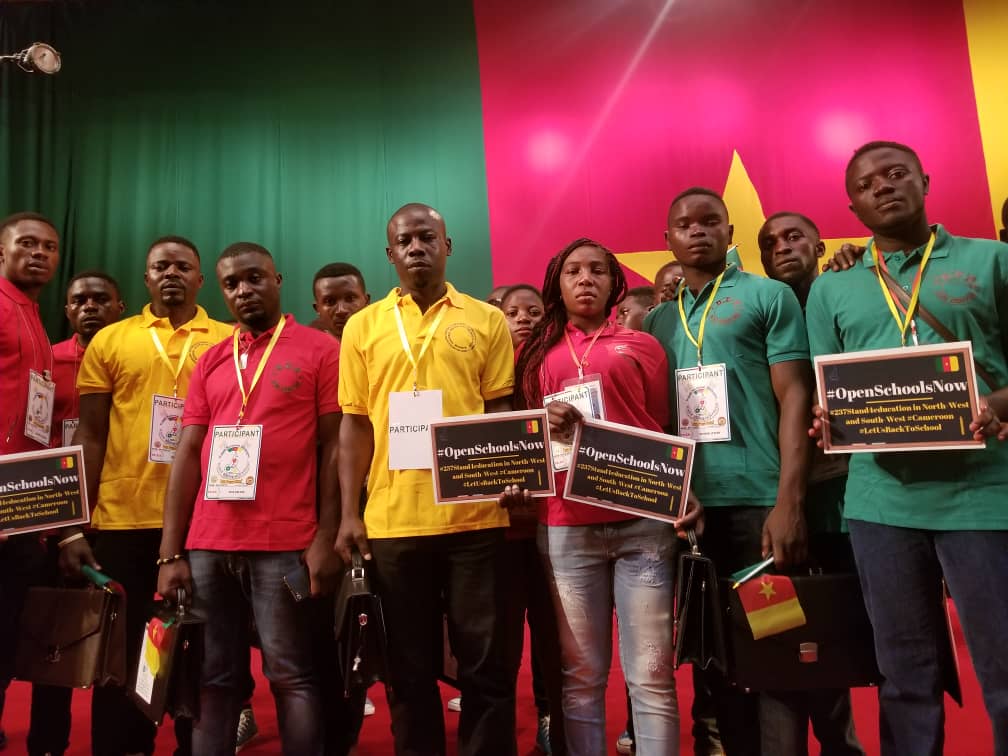 openschoolsnow's tweet photo. #OpenSchoolsNow with ex-combatants from the North-West and South-West regions. 
🇨🇲🇨🇲🇨🇲
#237Stand4Education
#LetUsBackToSchool
#BacktoSchool
#CmrDialogue
#Cameroun
#Cameroon https://t.co/zxFizb4pAf