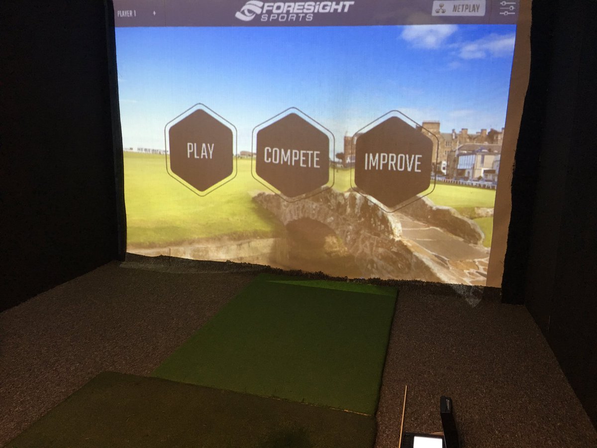 DinasGolf's tweet photo. The weather is changing, winter is coming ❄️ 
Have a round of golf with your mates or a practice session in the warmth 🏌️‍♂️ all on the state of the art GC2 simulator. 
Call 02920 513 682 or email dinaspowis-golfshop@hotmail.com to reserve a time ⛳️ https://t.co/Pbpxh83a8O