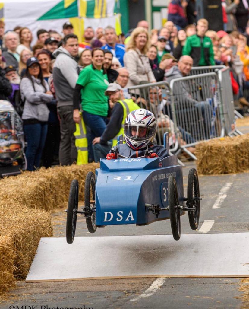 DSAGroupUK's tweet photo. A few pictures from yesterdays Soapbox Derby in Earls Barton #Soapboxderby #Earlsbarton #Soapbox #Derby #Yesterday #Pics #Winner #DavidSmith #Winningtime #Bluebird #Fun #DSA https://t.co/aqIUnX1tMJ
