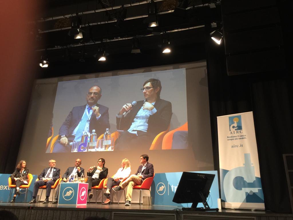 PivatoMarco's tweet photo. Potete seguire anche su FB la diretta della tav rotonda sul futuro della ricerca sul #cancro, con gli esperti di @AIRC_it , @myUniSr (San Raffaele di Milano) e Istituto Nazionale Tumori @CroAviano, che ho condotto ieri mattina a @TriesteNext @UniTrieste 
👉https://t.co/x49Wef16uw https://t.co/1MRcQy2zvy