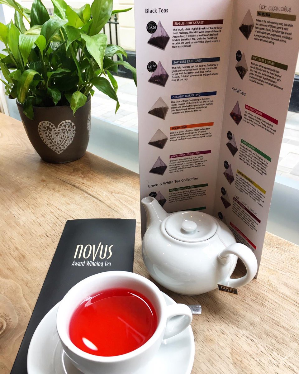 Good afternoon everyone😁. Not in the mood for coffee today but feeling the autumn chill?  Try some tasty <a href="/NovusTeaUK/">NovusTeaUK</a> like this beautifully scented Persian pomegranate <a href="/CarterLaneCoHo/">CarterLaneCoffee</a>