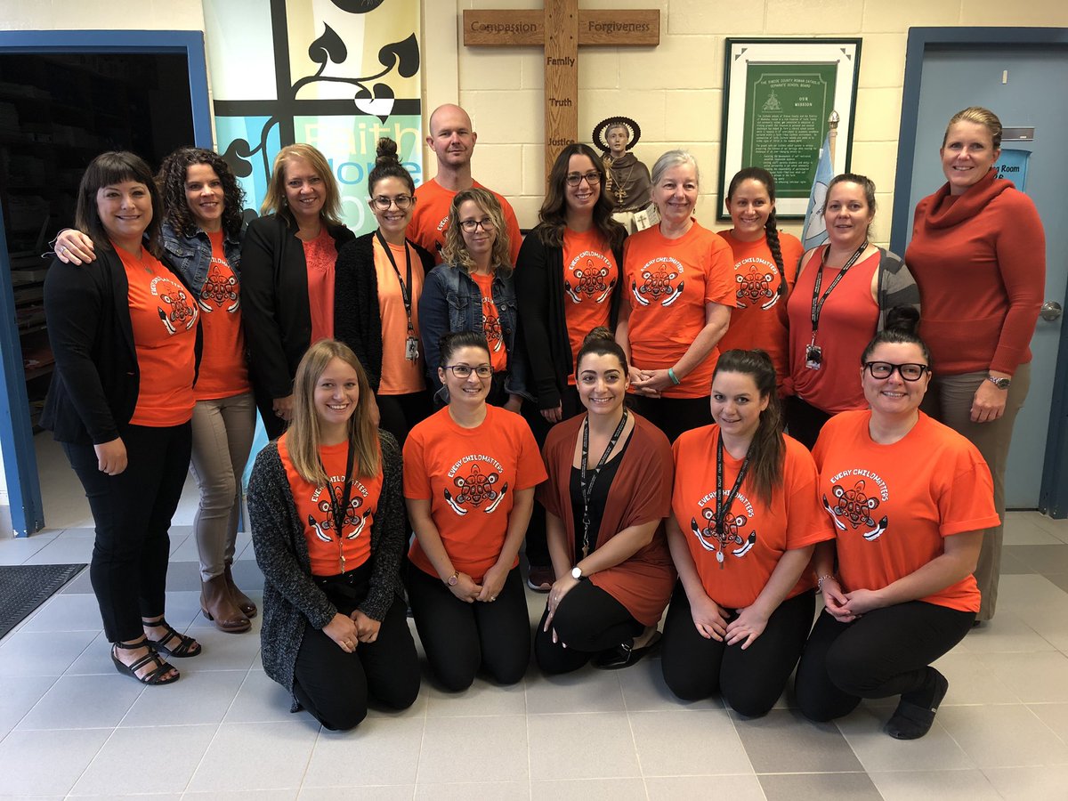 SMCDSB_SCH's tweet photo. Today #SCH wears orange for #OrangeShirtDay to stand in solidarity with residential school survivors and to support ongoing truth and reconciliation. #EveryChildMatters @SMCDSB https://t.co/zbY7buckC2