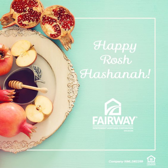FairwayNE's tweet photo. Shana Tova! 🍎 🍯 https://t.co/MmlRPqGJSi