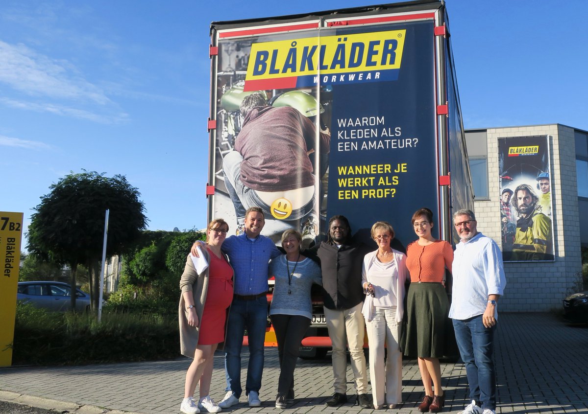 Deze morgen op bezoek bij <a href="/blaklader_be/">Blåkläder Belgium</a> Altijd leuk om zo de werkweek te beginnen! #mobilad #truckvertising
