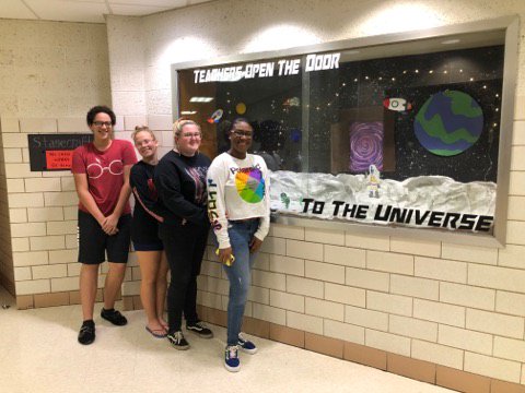 Nessintheclass's tweet photo. Help us raise money for our Teacher Academy Class https://t.co/Kdnk6wyeH0 https://t.co/uL4EVp5VSu