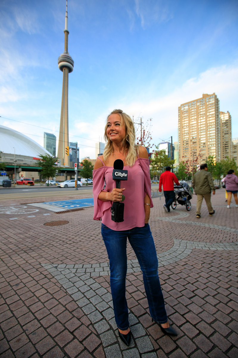 CityCristinaH's tweet image. Happy news to share.... 3.5 mos after I received a #kidneytransplant courtesy my brave &amp;amp; beautiful cousin, today I begin my gradual return to work &amp;amp; on-air.... healthier &amp;amp; happier than I’ve been in years. #lifeaftertransplant @UHNTransplant @TrilliumGift