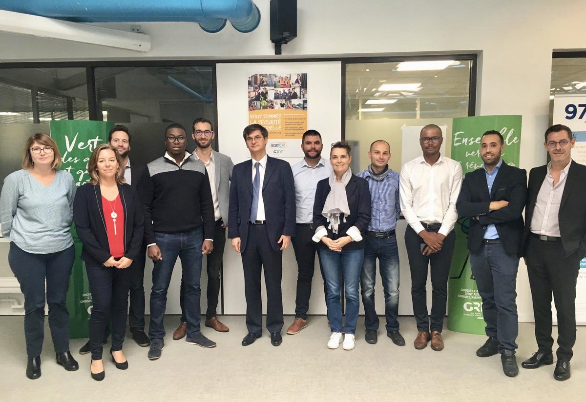 Visite de <a href="/SauvageEdouard/">Edouard Sauvage</a> sur le site #GRDF de #Pontoise.
Échanges conviviaux avec les équipes autour du projet d’entreprise et développement du #GazVert.

#LeGazVertLavenir #EnR #TransitionEcologique #Energie