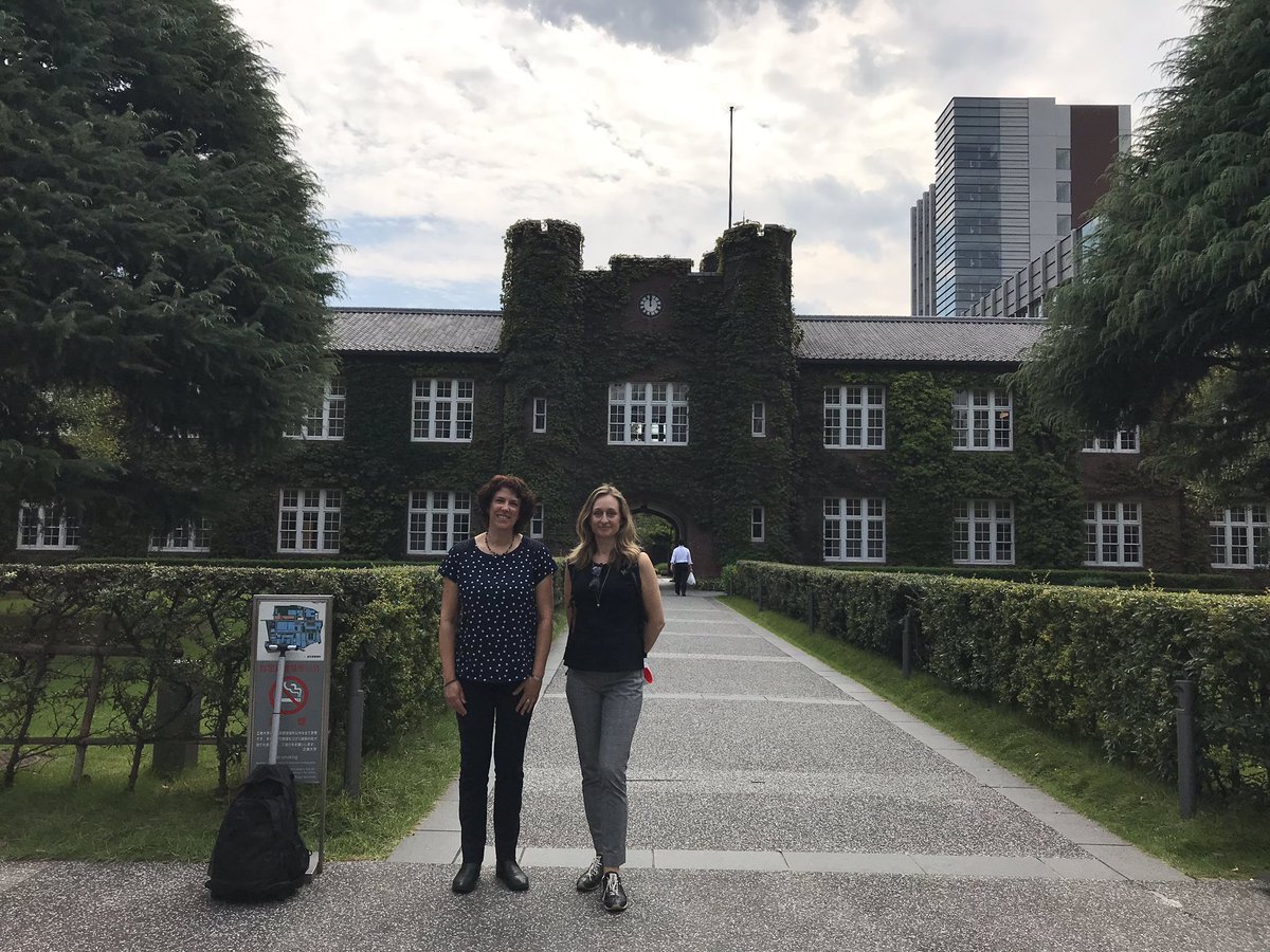 UVicSummerProg's tweet image. Lovely visit @rikkyouniv today. The school had an almost European vibe to it, like this ivy covered front building. Lovely campus and wonderful people. Met some fantastic students that may join the #ISIBM program @GustavsonUVic in 2020. #canada #UVIC