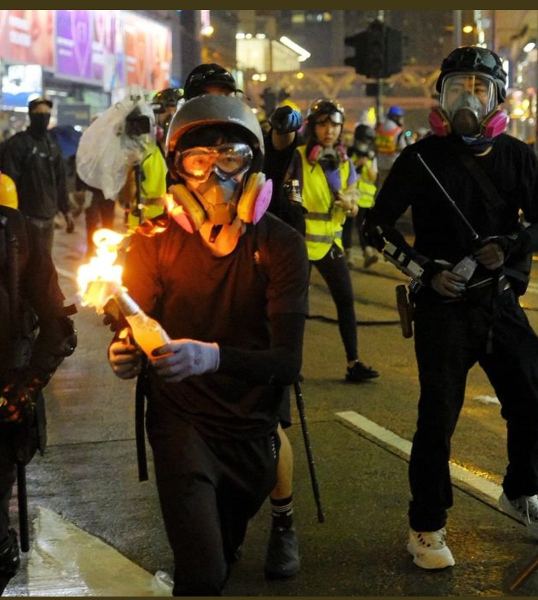 SmartmoniKC's tweet photo. @hkpoliceforce Criminal Communist Police...not #HongKongProtests https://t.co/uRNACkuCPT