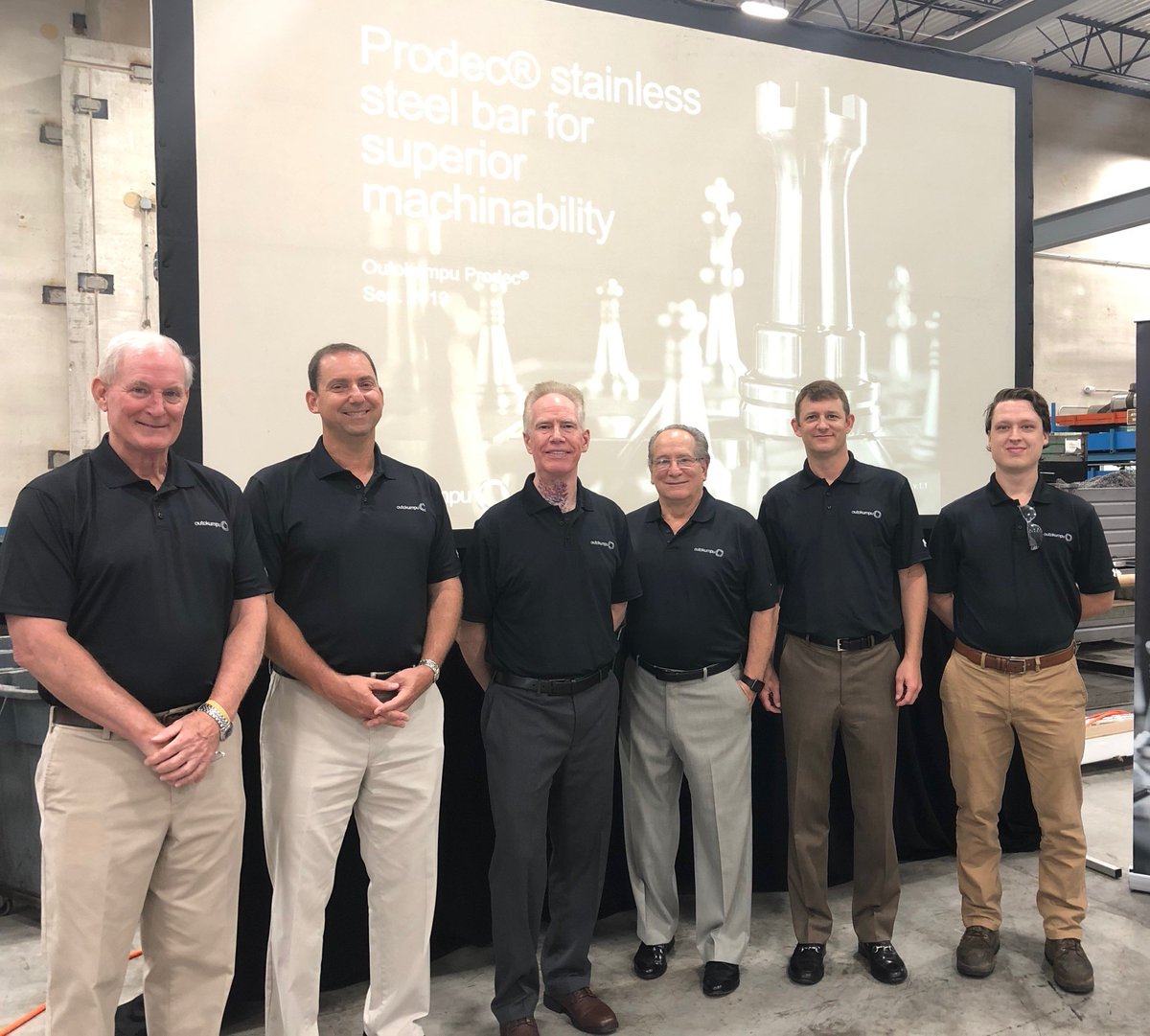Outokumpu's tweet image. Greetings from OktoBarFest! @RolledAlloysUS and @Outokumpu held a Machining Day in Chicago, and live machining gave evidence of 4 times longer tool life for Prodec stainless steel bar compared to a competing bar. #StainlessSteel #stainlesssteelbar #prodec #machining #rolledalloys