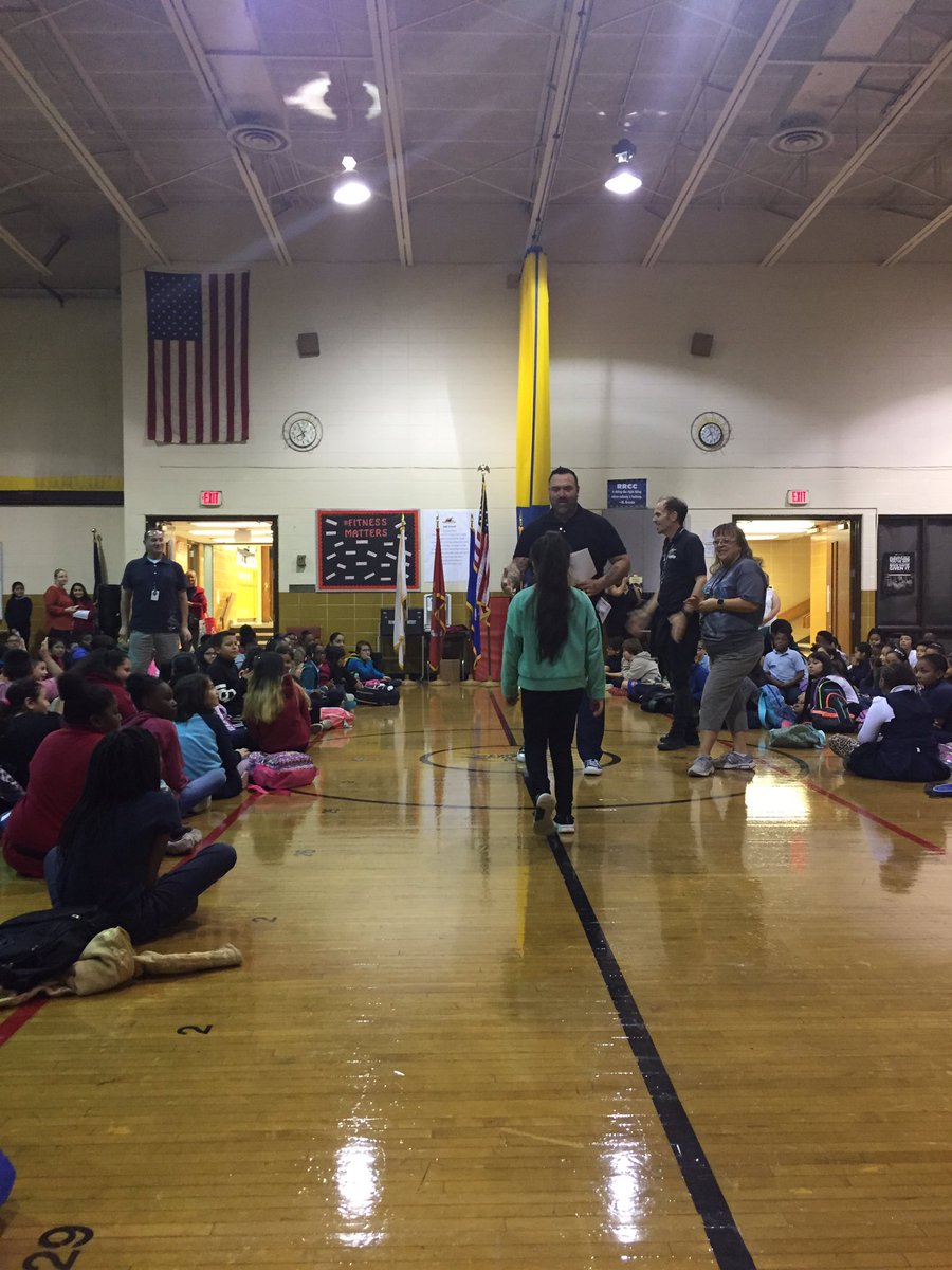 Kathiiitaa's tweet image. Cadets of the month CARMEN VILLA 👏🏽👏🏽👏🏽👏🏽 #RRCC #goodforyougoodforme