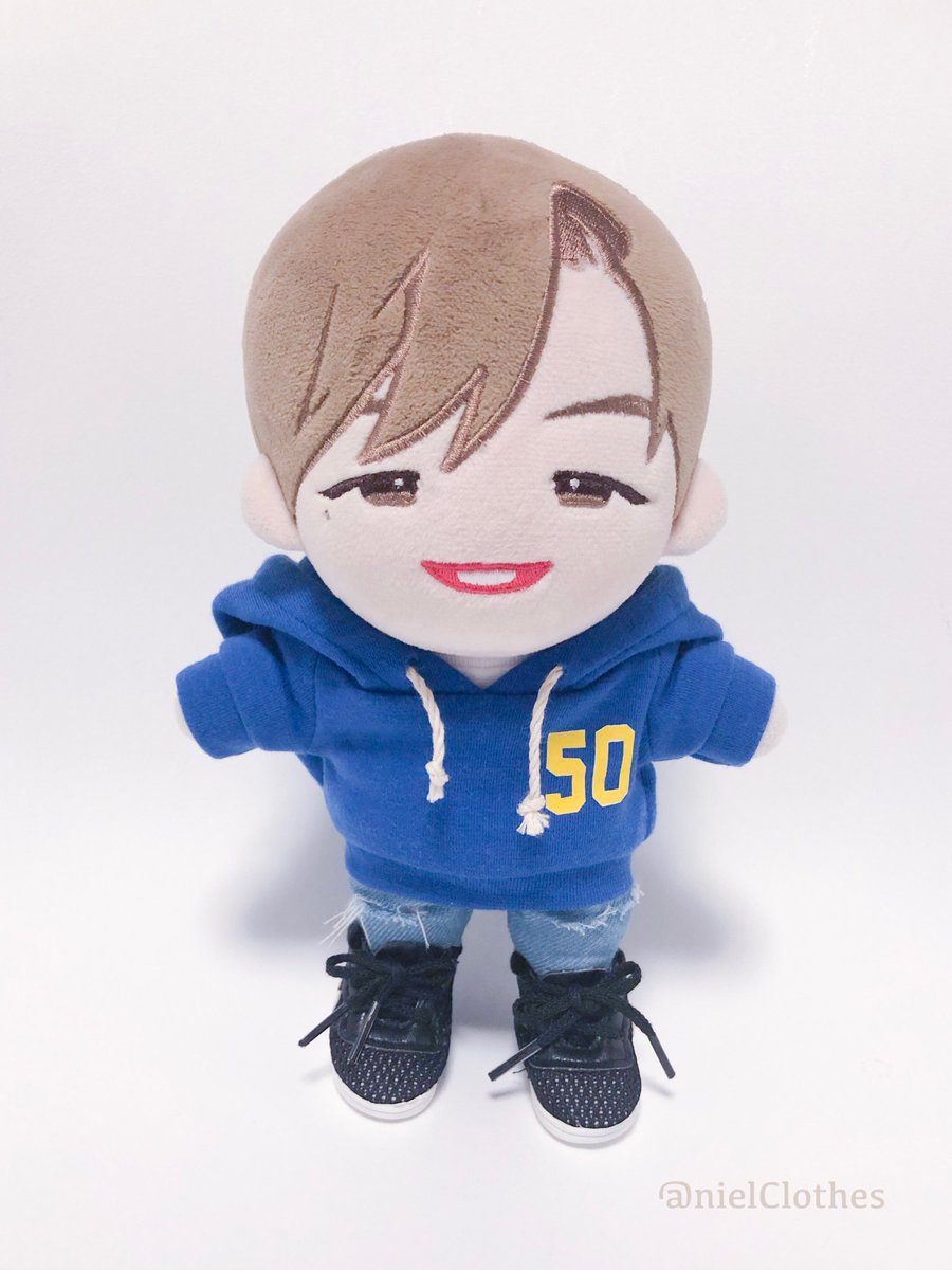nielClothes's tweet photo. [⚡️다니티1기 가입 이벤트⚡️]

RT+팔로우+멘션 다니티1기 인증샷
→ 2명 파란색 후드티 선물합니다🎁

마감 10월 13일 24시까지
발표 10월 14일
배송 10월 31일 예정

—-

추석 인사때 입었던 파란색 후드티 제작🧵

#마이녤 #강다니엘 #강다니엘인형 #姜丹尼尔 #カンダニエル #kangdaniel https://t.co/TbjxHAuLBv