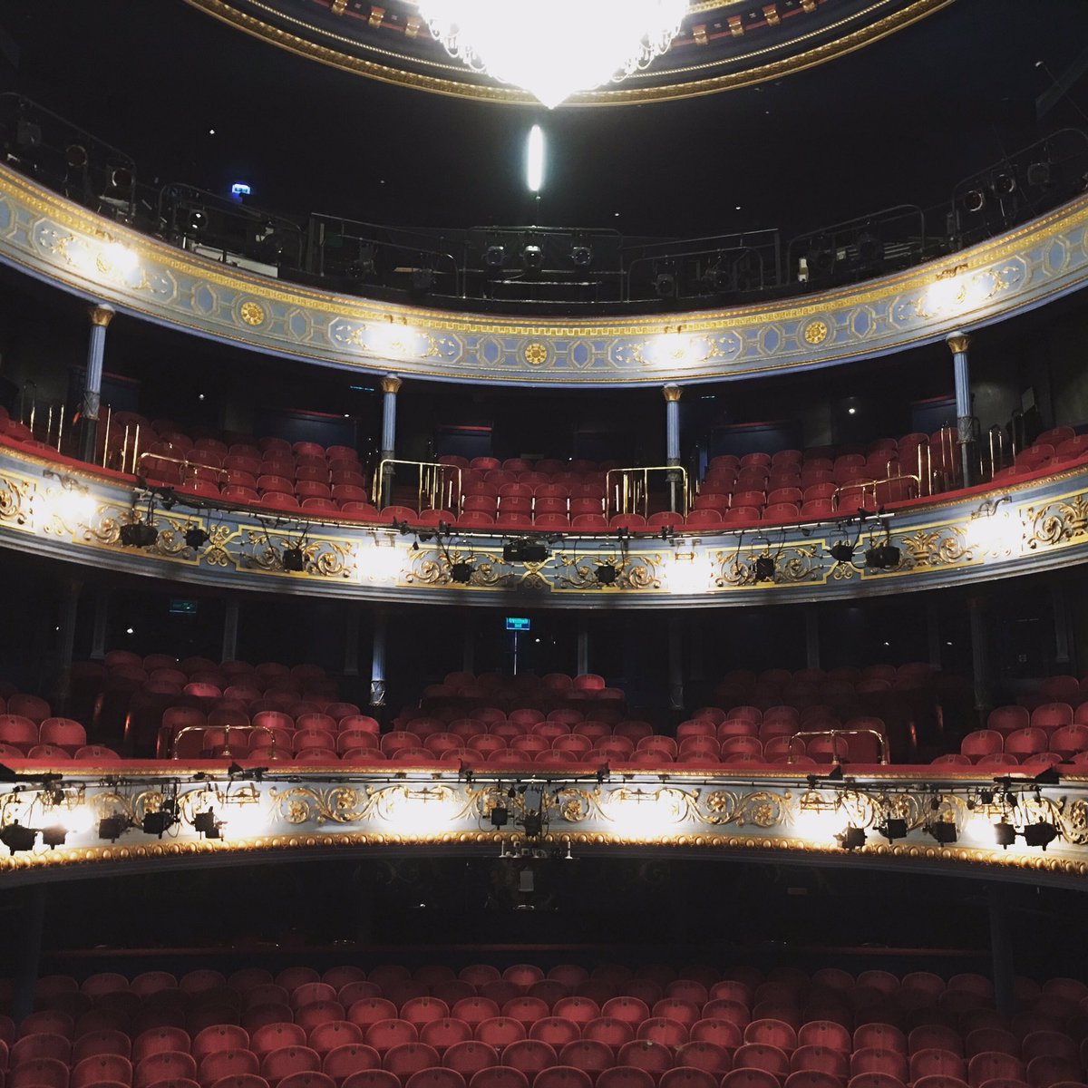 First day of rehearsals for <a href="/Lovesongplay/">Lavender Menace</a> ! Main stage baby! Get your tickets at lyceum.org.uk/whats-on/produ… got some fancy new time travelling in this one! #edinburgh #royallyceumedinburgh