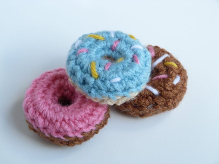 CrochetSpot's tweet photo. New Free Crochet Pattern: Mini Crochet Donuts https://t.co/jG6O69fxVL https://t.co/Sw4QQtmgGw