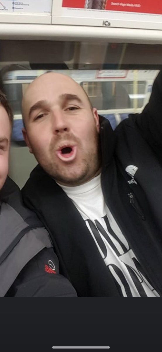 blondiebambie23's tweet photo. This is JOHN ALLEN... 

took £800 off me to do a job in my garden, dug up the flags, ruined the whole place and has done a runner with my money and blocked me from everything!

Absolute scum bag and con man, please SHARE this so this robbing scaly doesn’t do this to anyone else. https://t.co/xO2uFSYRcM