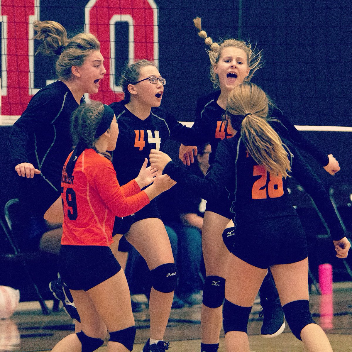 Is your team playing in the Pacesetter MN State Volleyball championships? If not, what are u waiting for? Early bird discount ends today! Girls grades 7-8-8  Details/registration pacesettersports.net/mn-championshi… #minnesotavolleyball