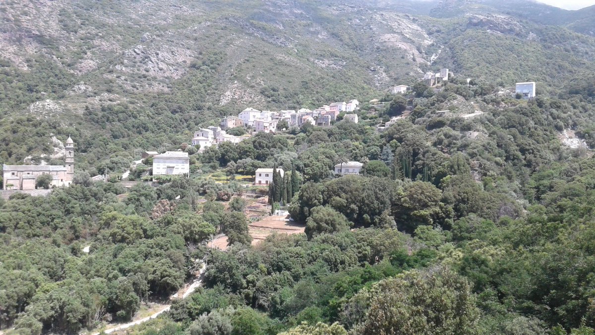 HassaneTraveler's tweet photo. Farinole .France 🇫🇷
@Magnifique_FR
#Farinole #Ferringule #Farinola #Faringule #AFerrera #Bracculaccia #Corse #Corsica https://t.co/7gvJLhhTgl