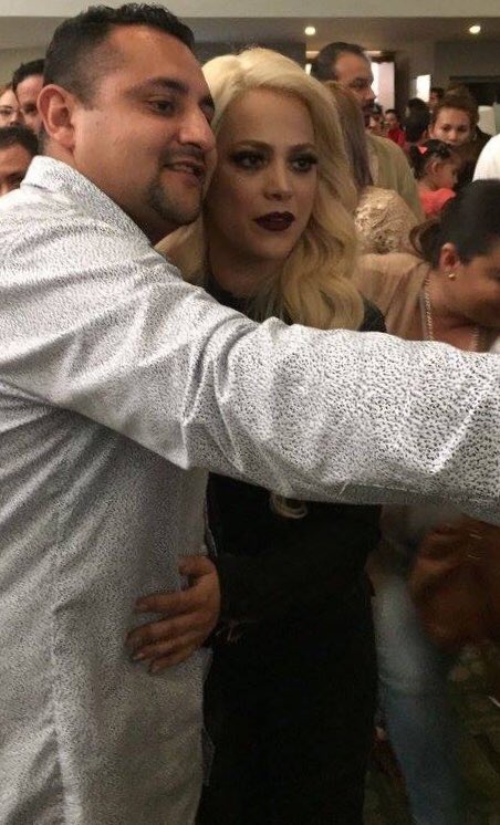 “Cada día, con total mi 
disposición y compromiso al servicio de mi gente”.