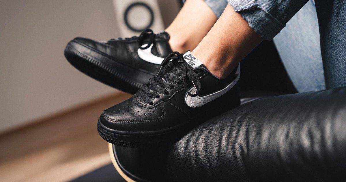 nike air force 1 low qs black white